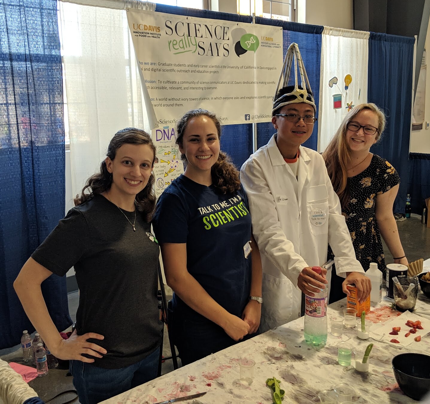 Science Says members at Discovery Day